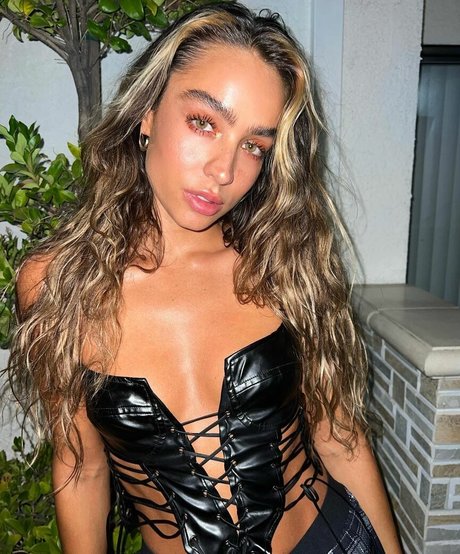 Sommer Ray