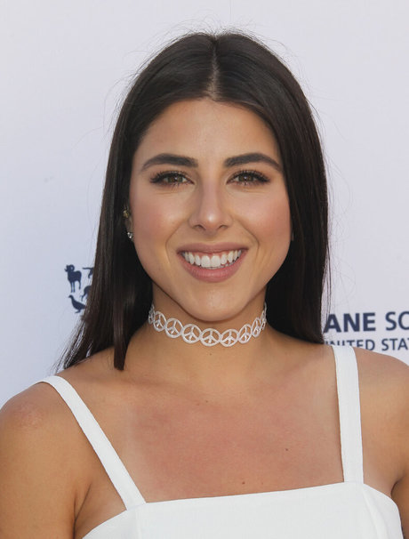 Daniella Monet