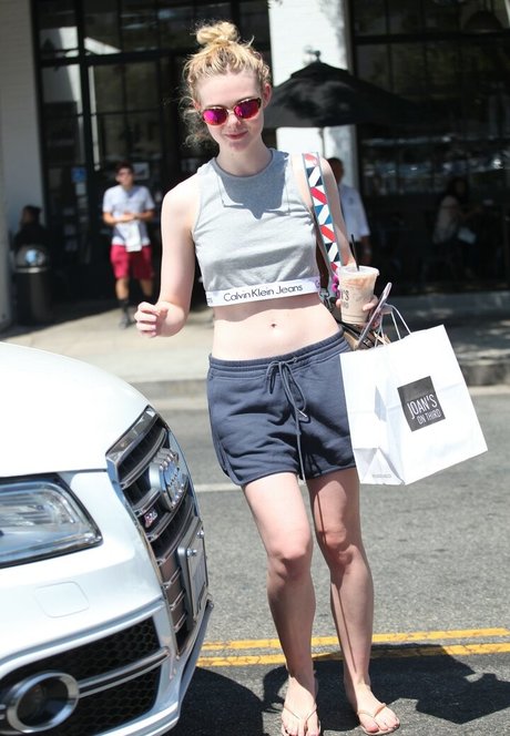 Elle Fanning