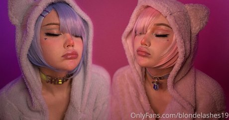 Blondelashes19