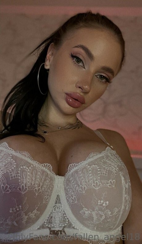 Fallenangel18