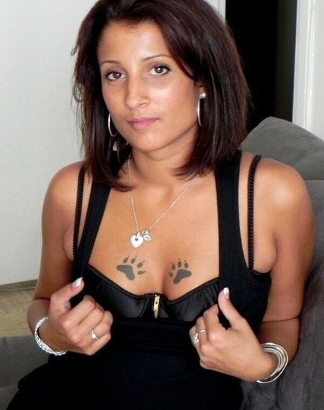 Nacktes geleaktes OnlyFans-Foto von Joliebrunetatouee