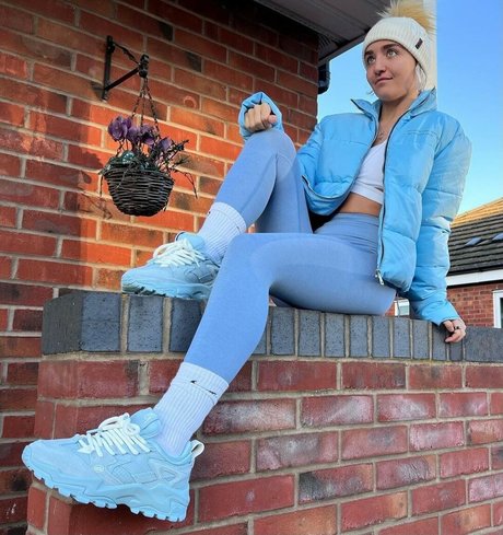 Xia Brookside