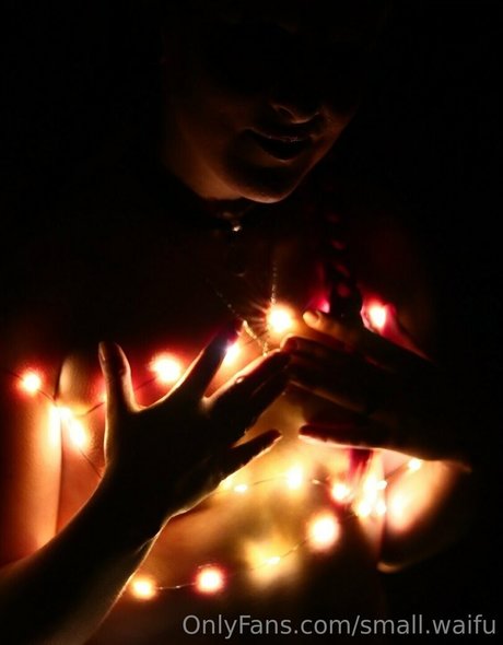 Smallwaifu