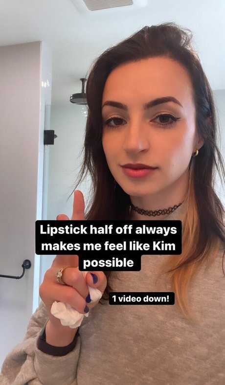 Nacktes geleaktes OnlyFans-Foto von Gibi Asmr