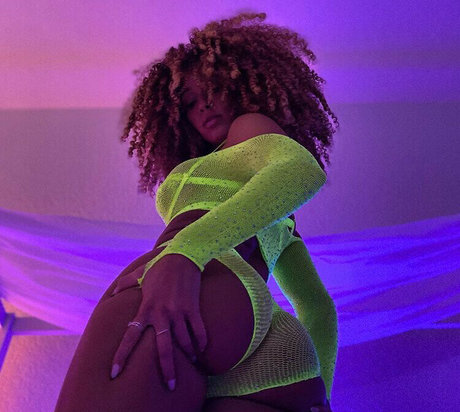 Tazsangelsuncensored