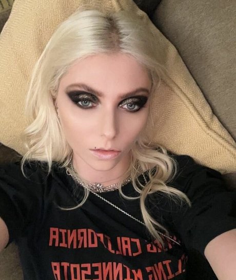 Taylor Momsen