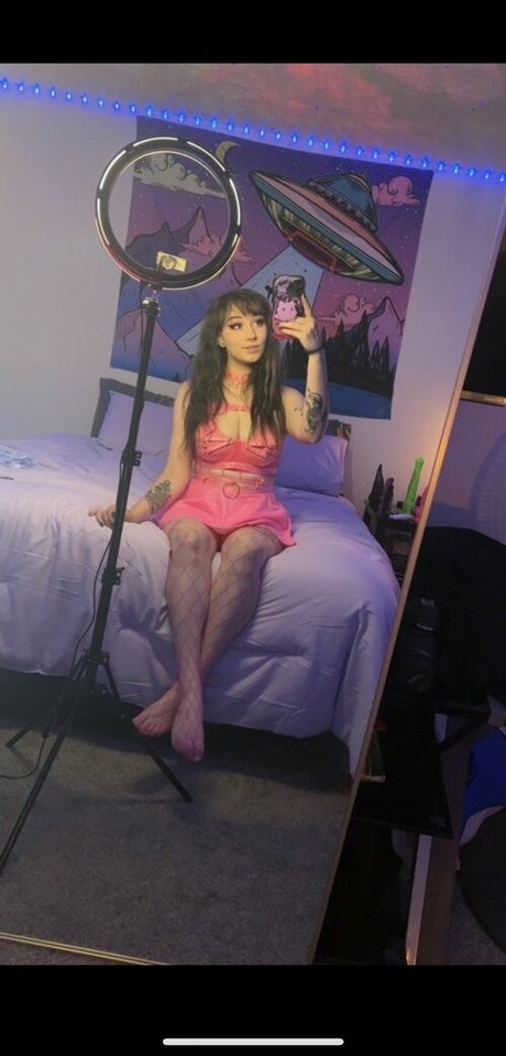 Nacktes geleaktes OnlyFans-Foto von Lewdbunnii