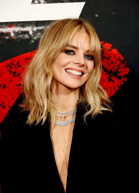 Samara Weaving