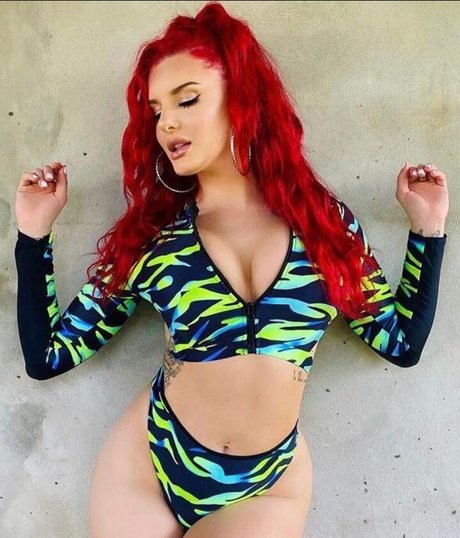 Justina Valentine
