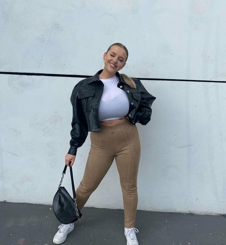 Amber Rose Brightman