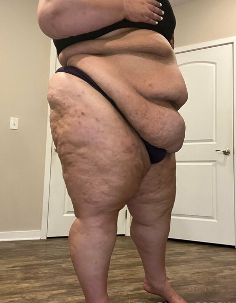 Thebigassssbbw1