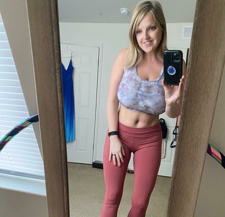 Healthyhappyfitandproud