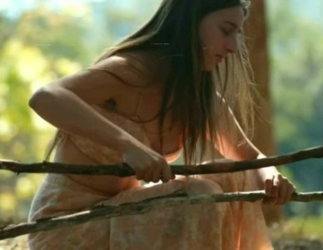 Nacktes geleaktes OnlyFans-Foto von Mother The Mountain Farm