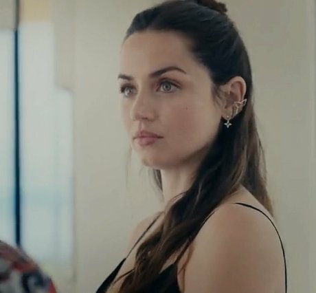 Ana De Armas