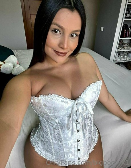 Bigbootyx1