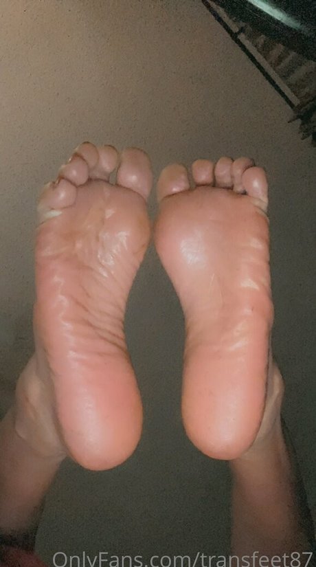 Tgirlfeet35