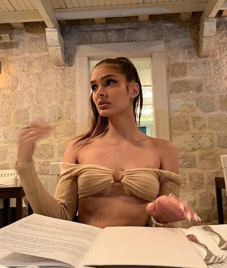 Brighton Rosie Sharbino