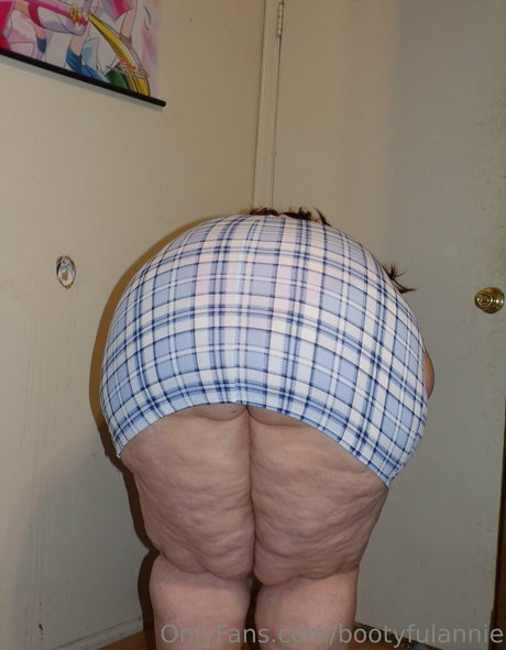 Bootyfulannie
