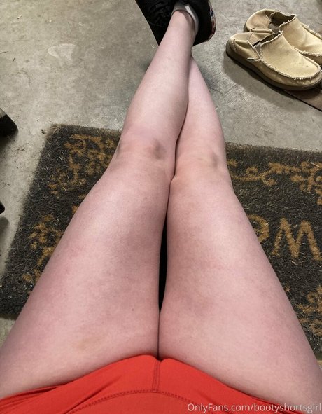 Bootyshortsgirl