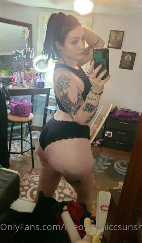 Raeofgothiccsunshine