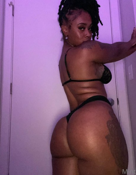 Therealbombshellmint