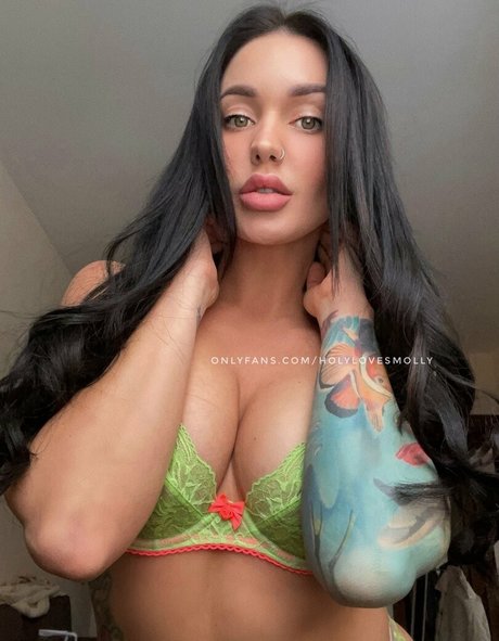 Holylovesmolly