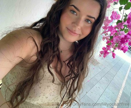 Lillyoceanfree