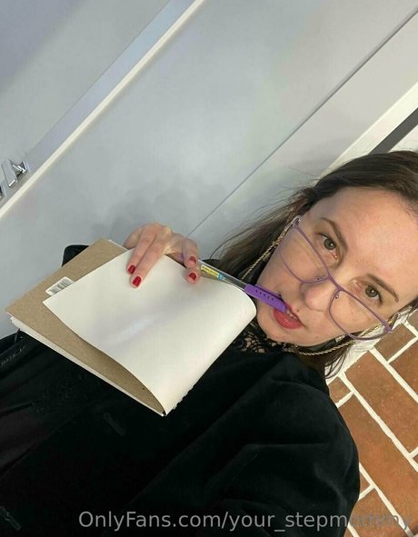 Yourstepmommy