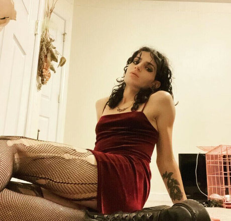 Nacktes geleaktes OnlyFans-Foto von Hillbillygothic