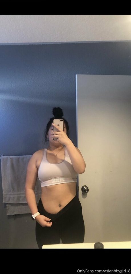 Asianbbygirl18