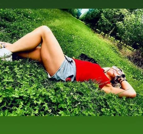 Session Moth Martina