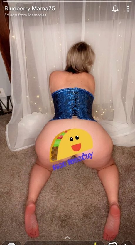 Blueberrymama75
