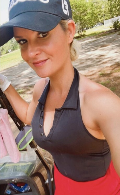 Show Your Girlfriend