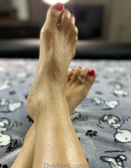 Alluringangelannabelle