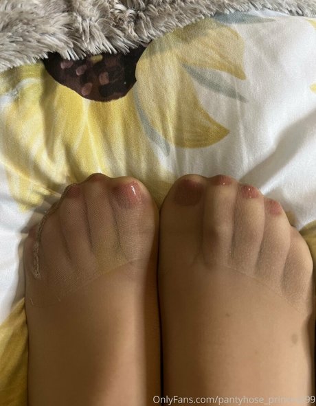Pantyhoseprincess99