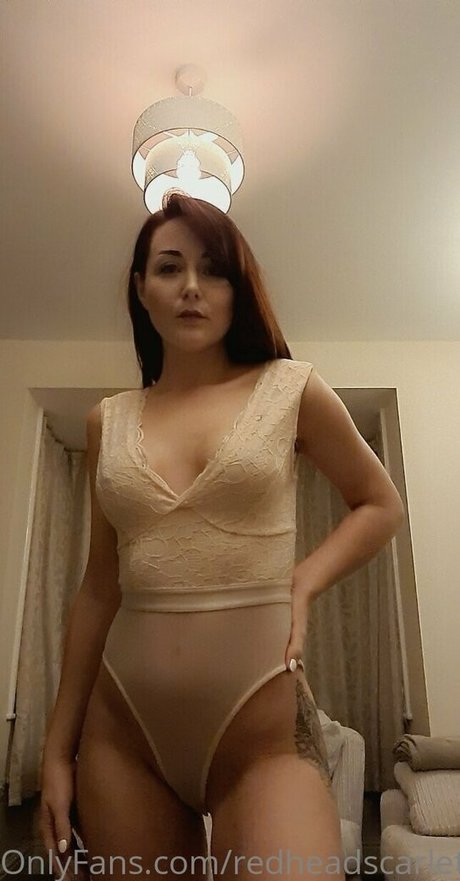Redheadscarlettx