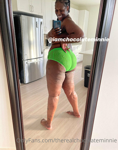 Therealchocolateminnie