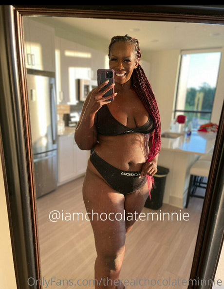 Therealchocolateminnie