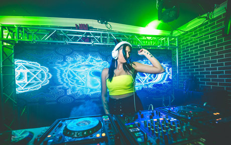 Vybrantvibesofficial