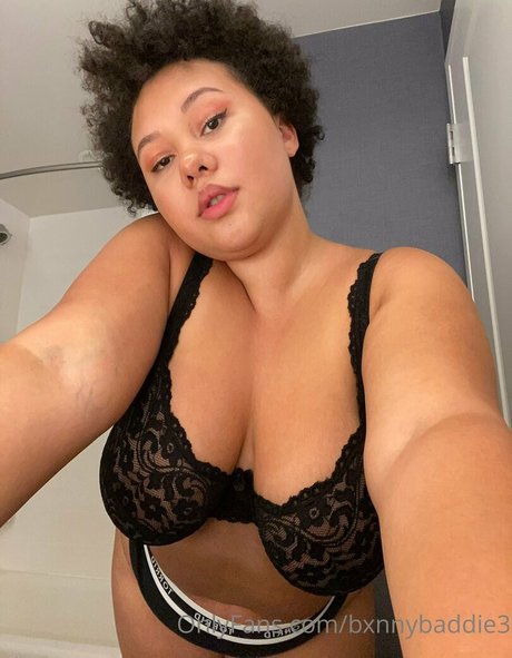 Bxnnybaddie3