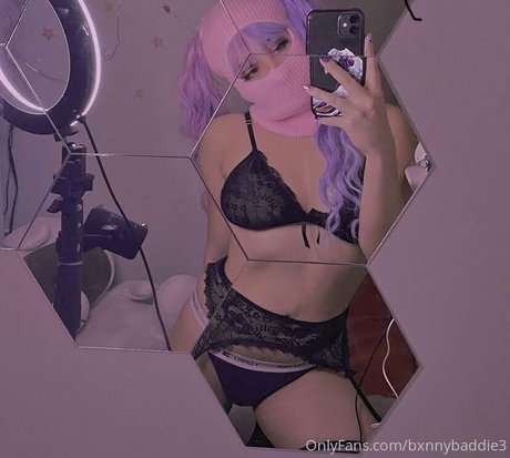 Bxnnybaddie3