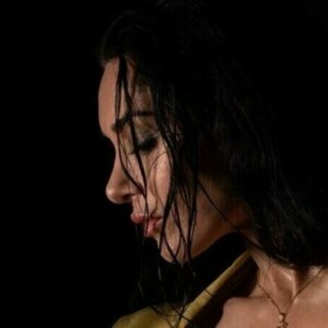 Nacktes geleaktes OnlyFans-Foto von Irmaimedadze