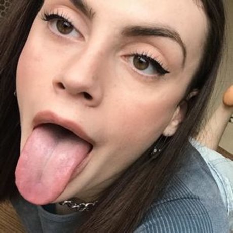 Nacktes geleaktes OnlyFans-Foto von Queensoft400