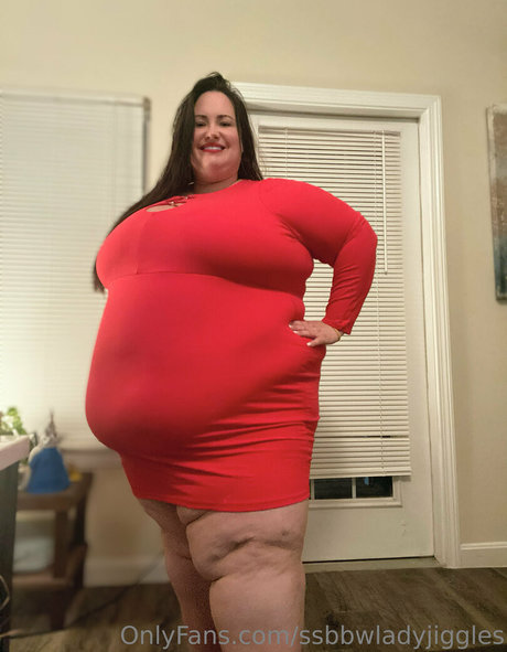 Ssbbwladyjiggles