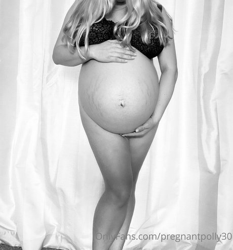 Pregnantpolly30